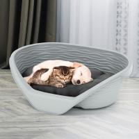 Лежанка пластиковая с подушкой серый/М8410 Лежанка пластиковая с подушкой серый/М8410